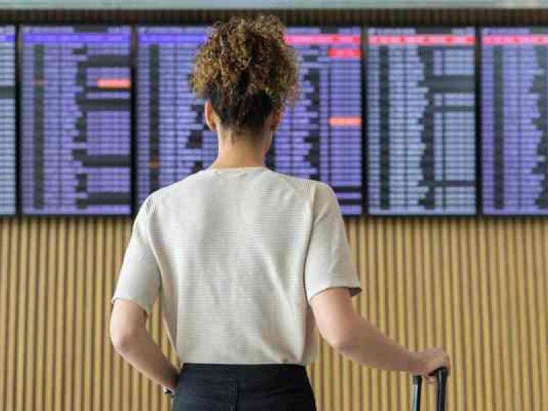 Qué hacer si tu vuelo se ha retrasado